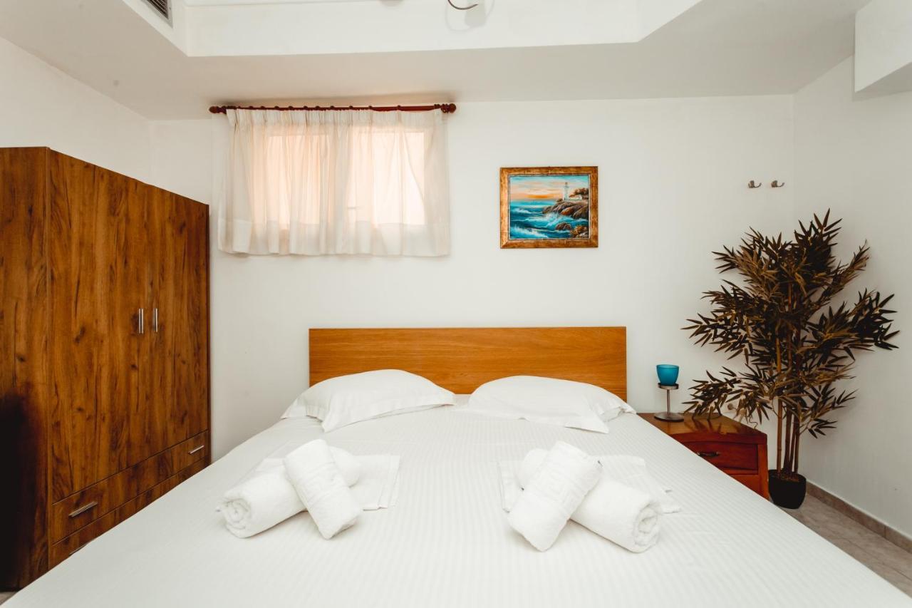 Golden Residence Family Resort Пефкохорі Екстер'єр фото