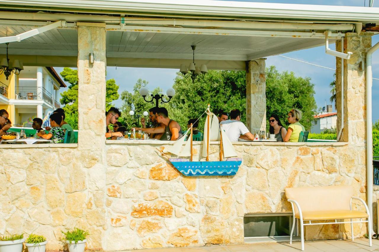 Golden Residence Family Resort Пефкохорі Екстер'єр фото