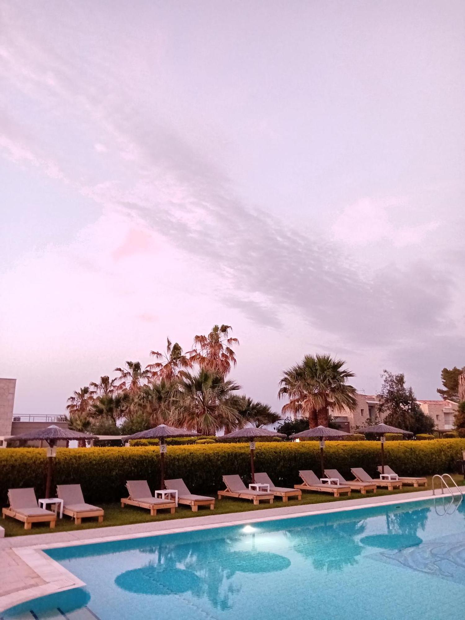 Golden Residence Family Resort Пефкохорі Екстер'єр фото