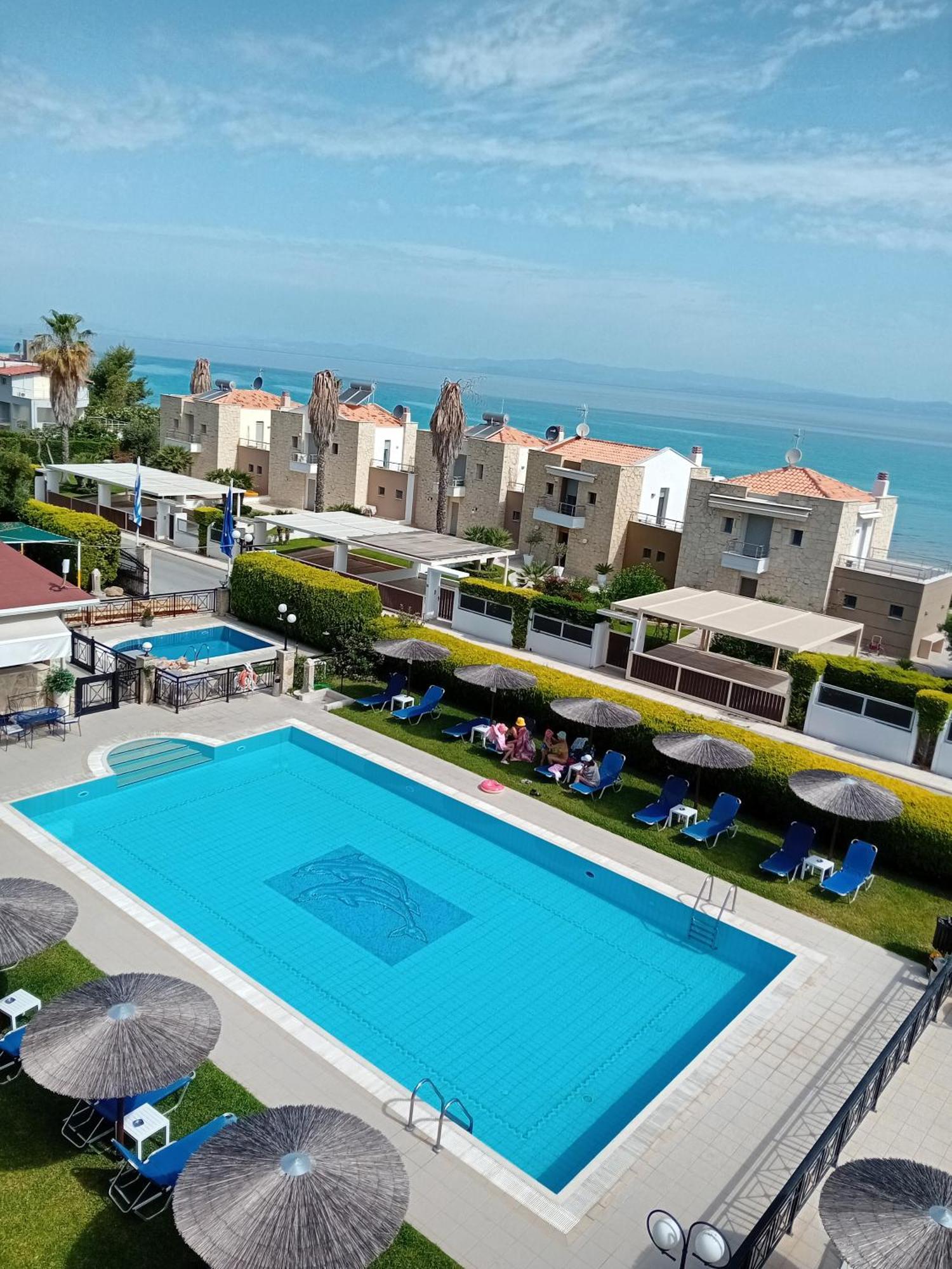 Golden Residence Family Resort Пефкохорі Екстер'єр фото