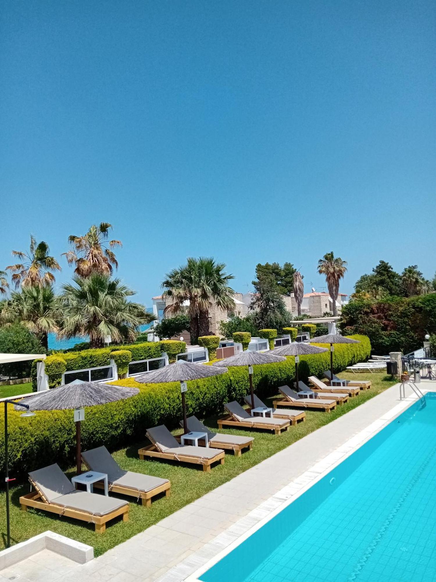 Golden Residence Family Resort Пефкохорі Екстер'єр фото